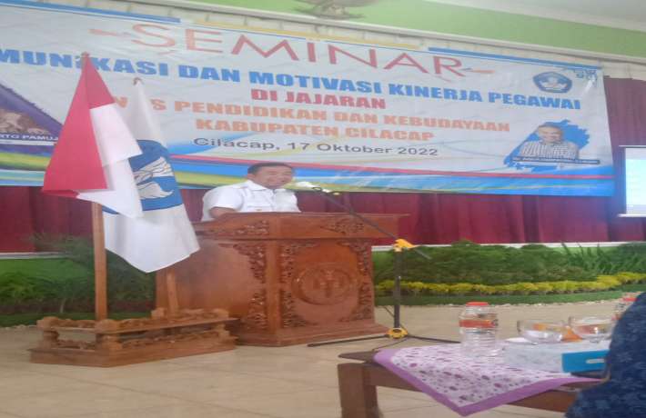 Seminar Komunikasi dan Motivasi Kinerja Pegawai