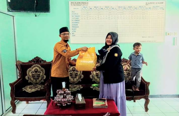 Donasi OFOS-One Foot One School-