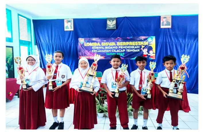 Boyong Piala Sispres Tingkat Cilacap Tengah
