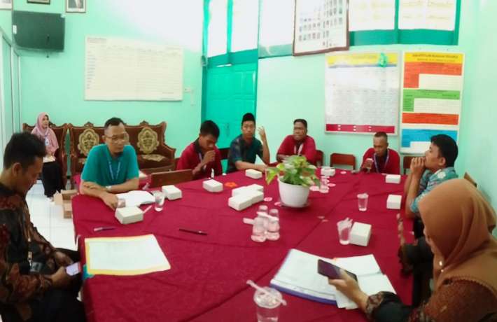 Pembinaan Tim Cleaning Services